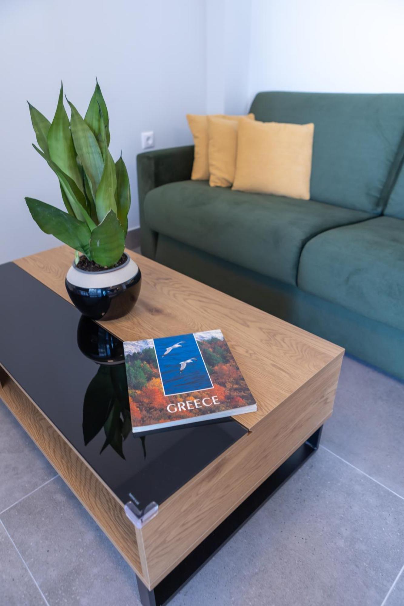 볼로스 Aeson Premium Living 아파트 호텔 외부 사진
